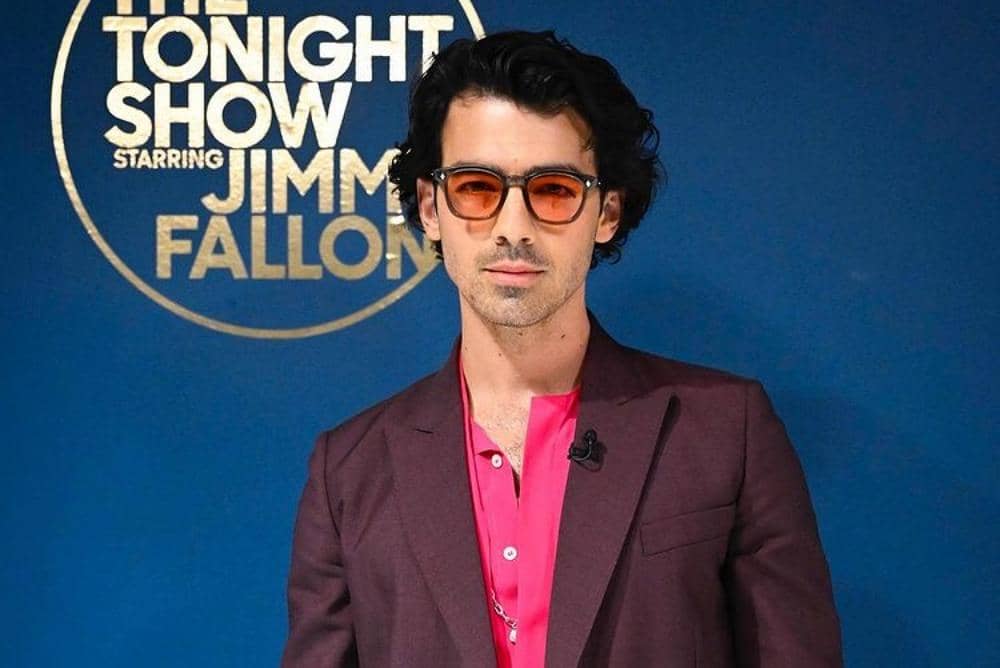 Instagram.com/joejonas