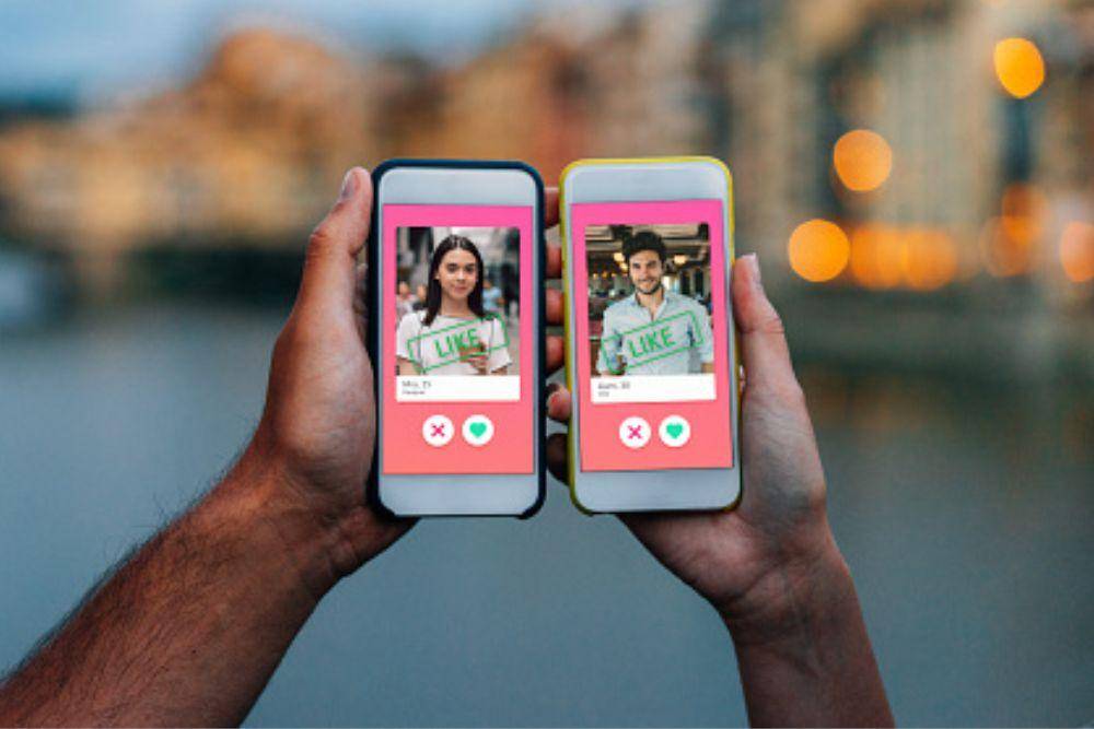9 Tips Sukses Cari Jodoh di Momen Valentine dengan Fitur Baru Tinder