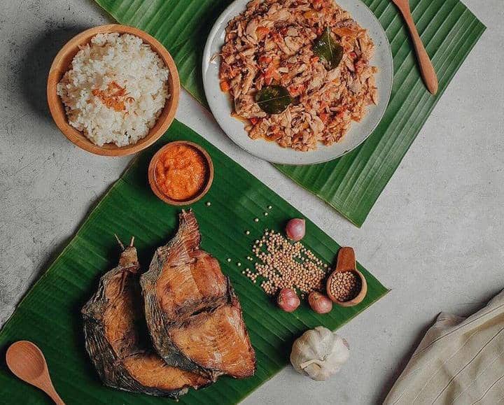 Instagram.com / aritani.id