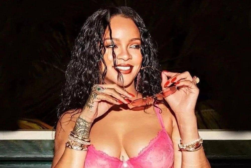 Instagram.com/rihannaofficiall