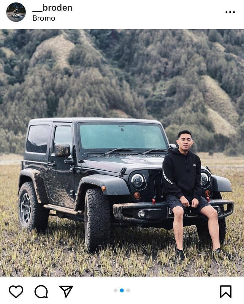 twitter.com/@LenteraBangsaa_