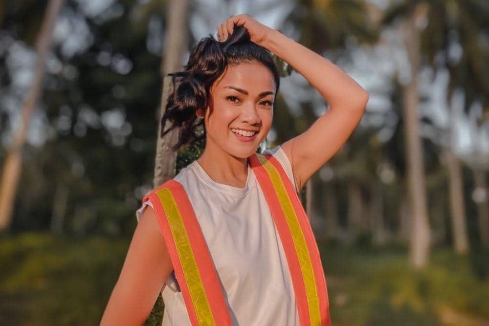 instagram.com/nirinazubir_