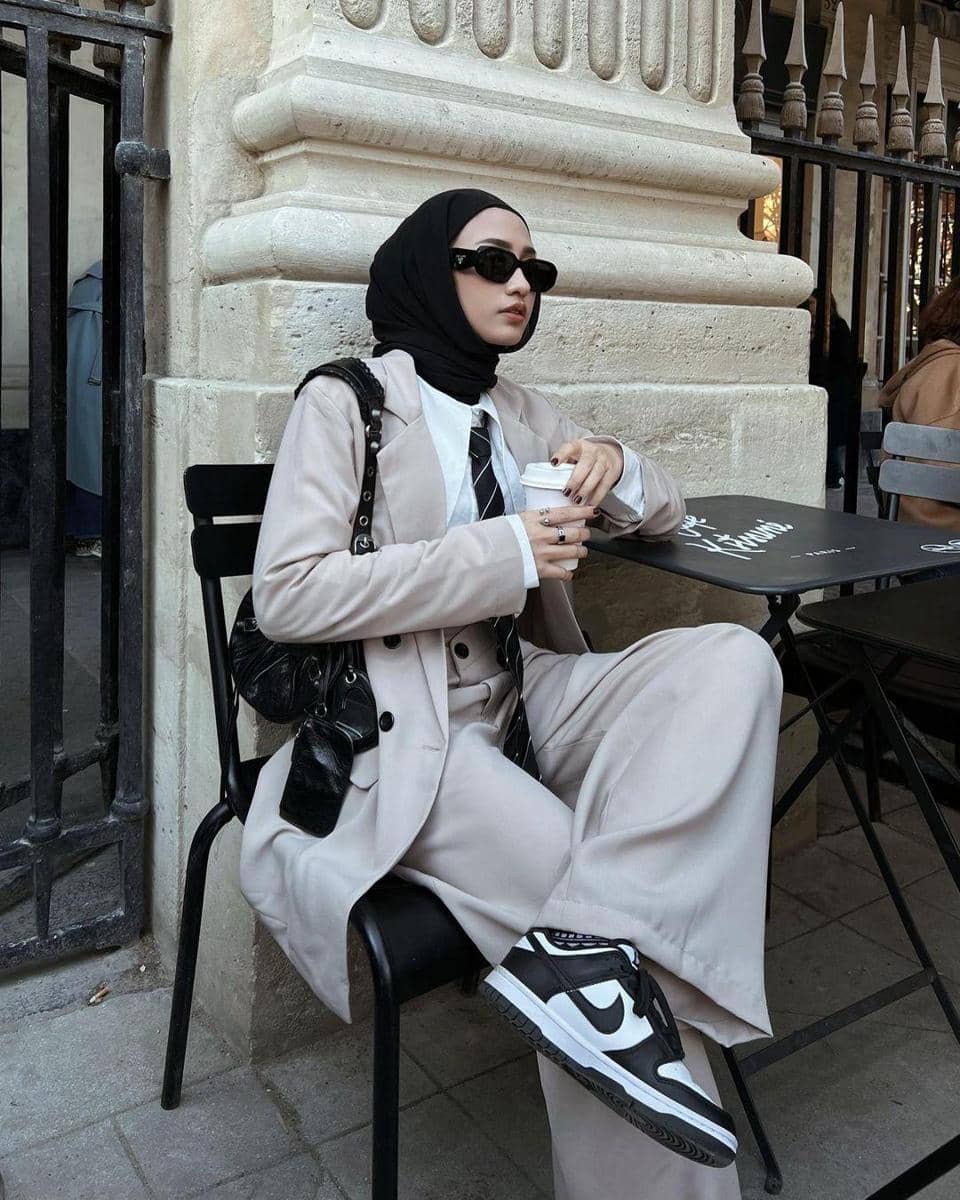 instagram.com/helminursifah