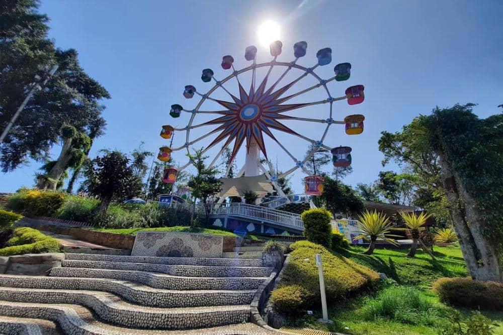 instagram.com/tamanrekreasiselecta