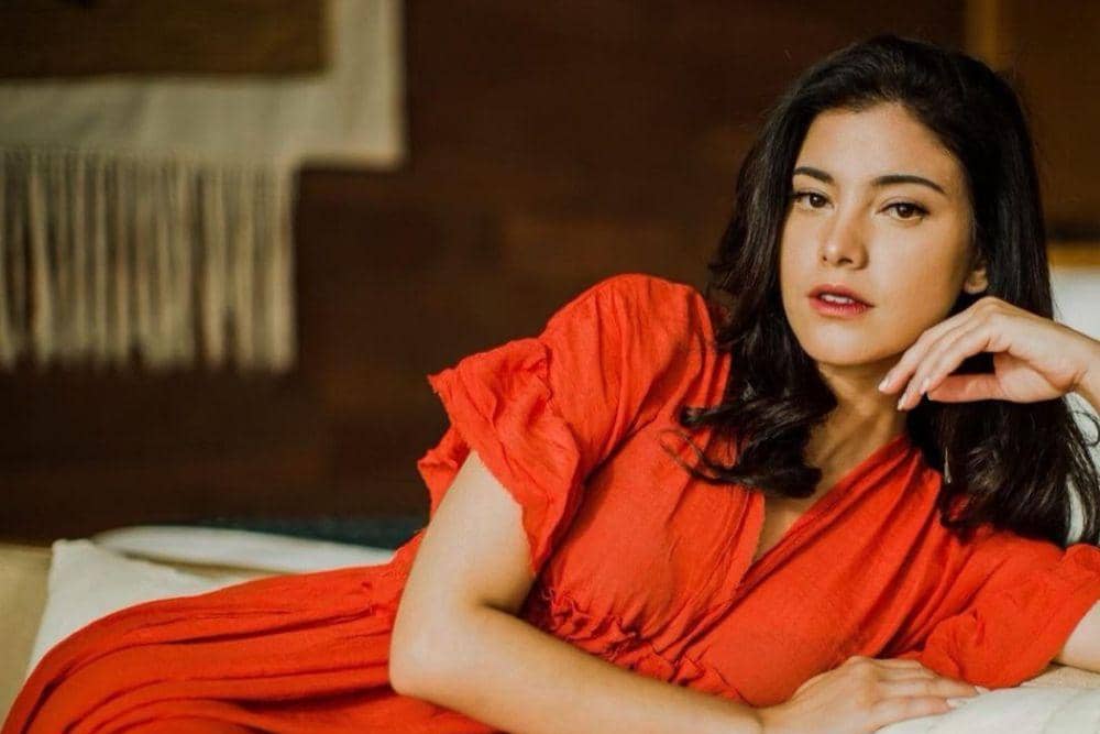 instagram.com/medinadinaaa