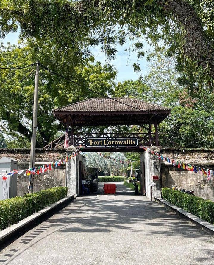 Instagram.com / 7a2hi