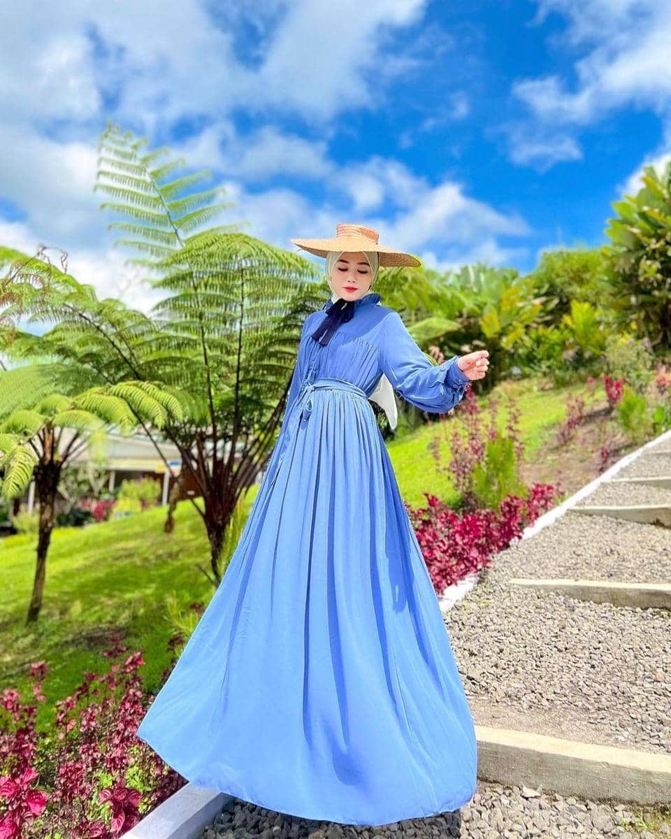 instagram.com/yollaanggitaaa