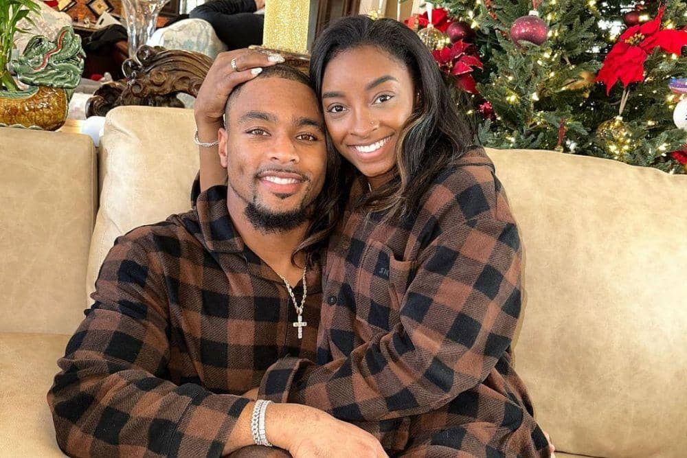 instagram.com/simonebiles