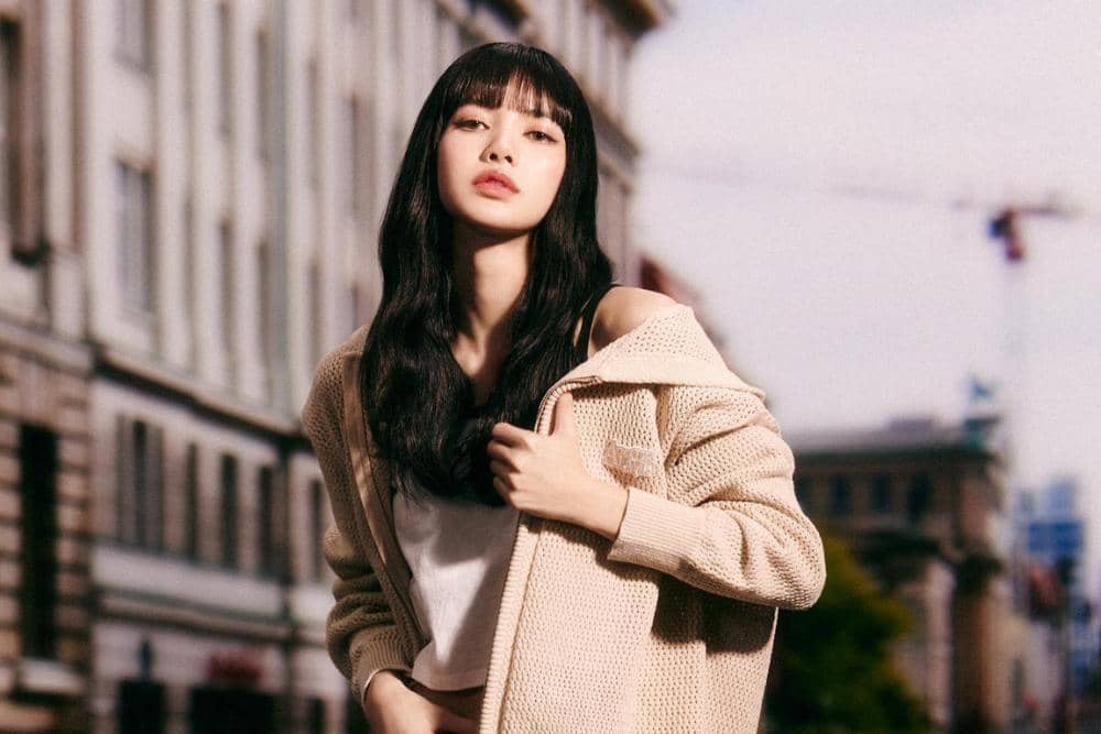 instagram.com/lalalalisa_m