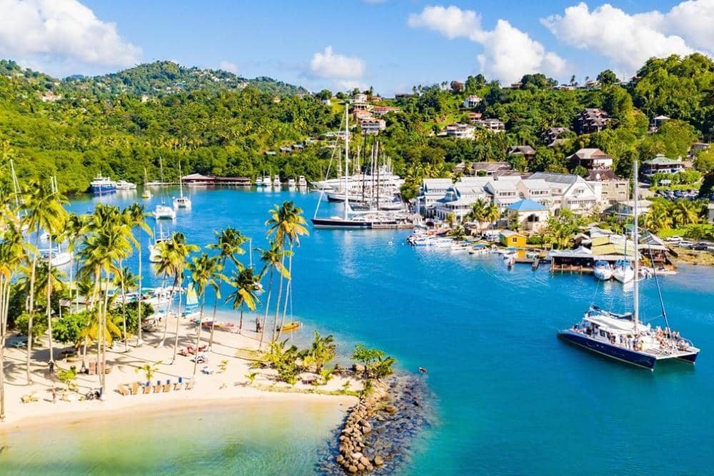 marigotbeachclub.com