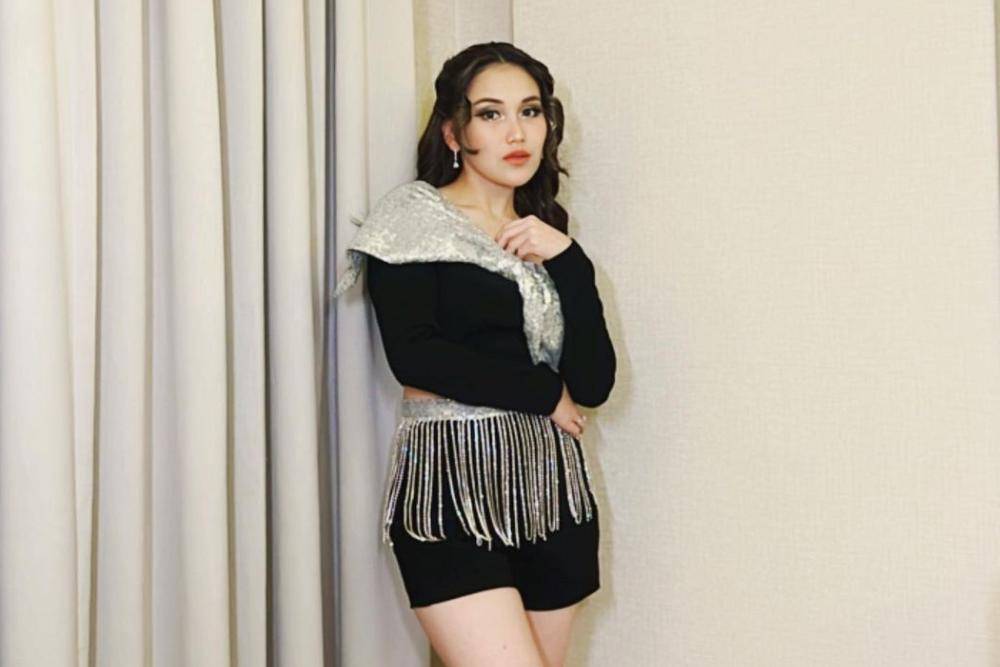 instagram.com/ayutingting92