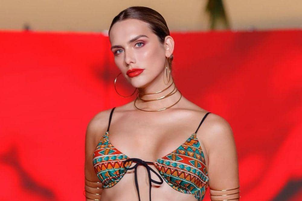 instagram.com/angelaponceofficial