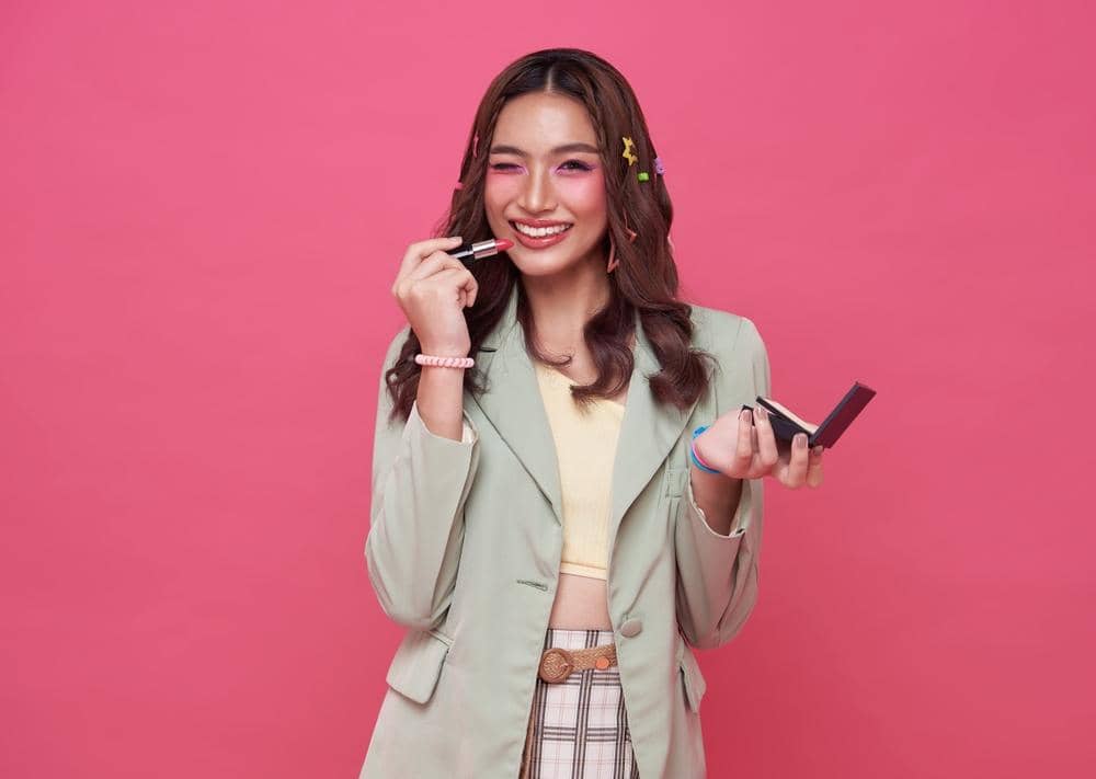 Shutterstock/NaMong Productions