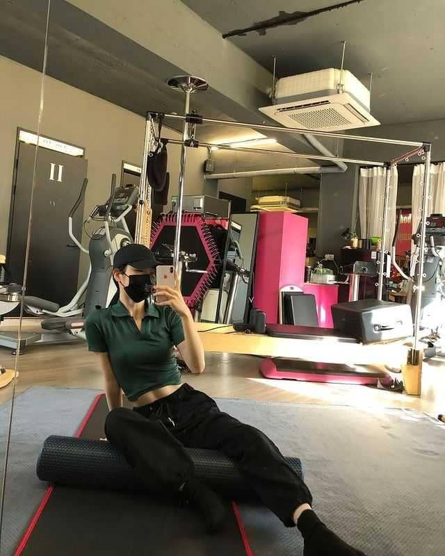 instagram.com/__shinyeeun