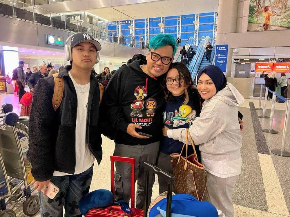 instagram.com/astridkuya