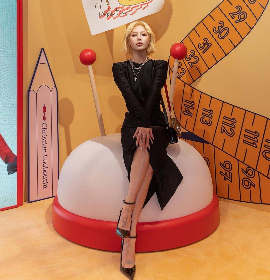 instagram.com/hyunah_aa