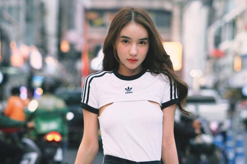 instagram.com/yoshirinrada