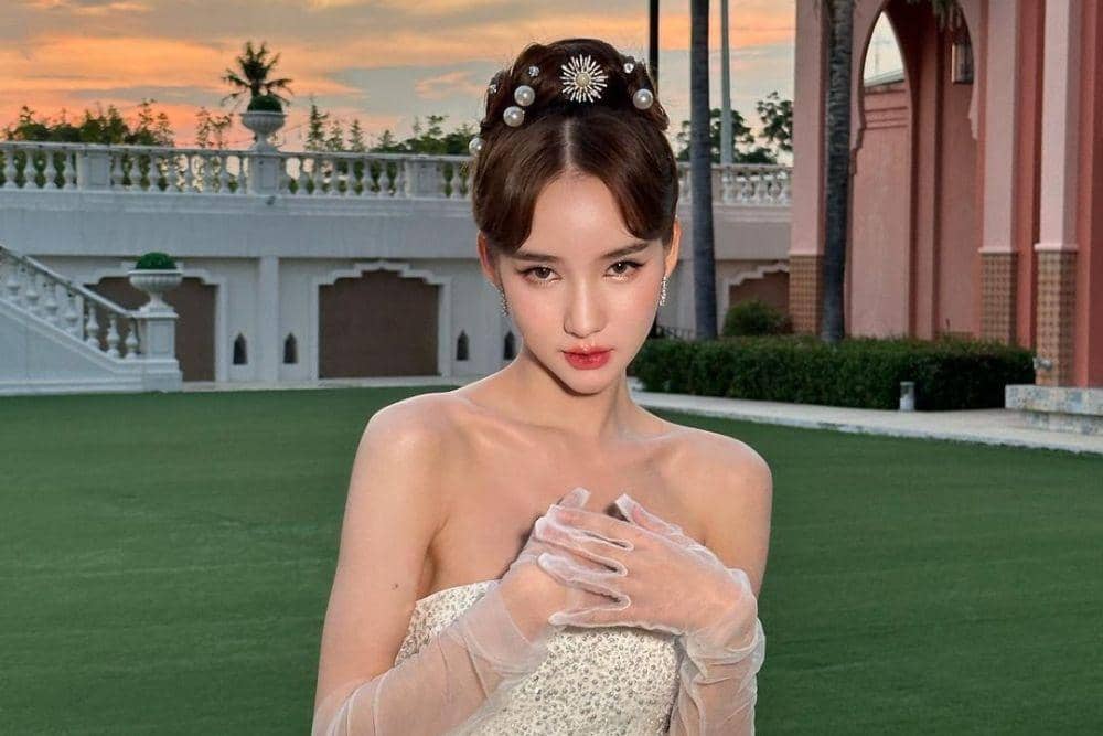 instagram.com/yoshirinrada