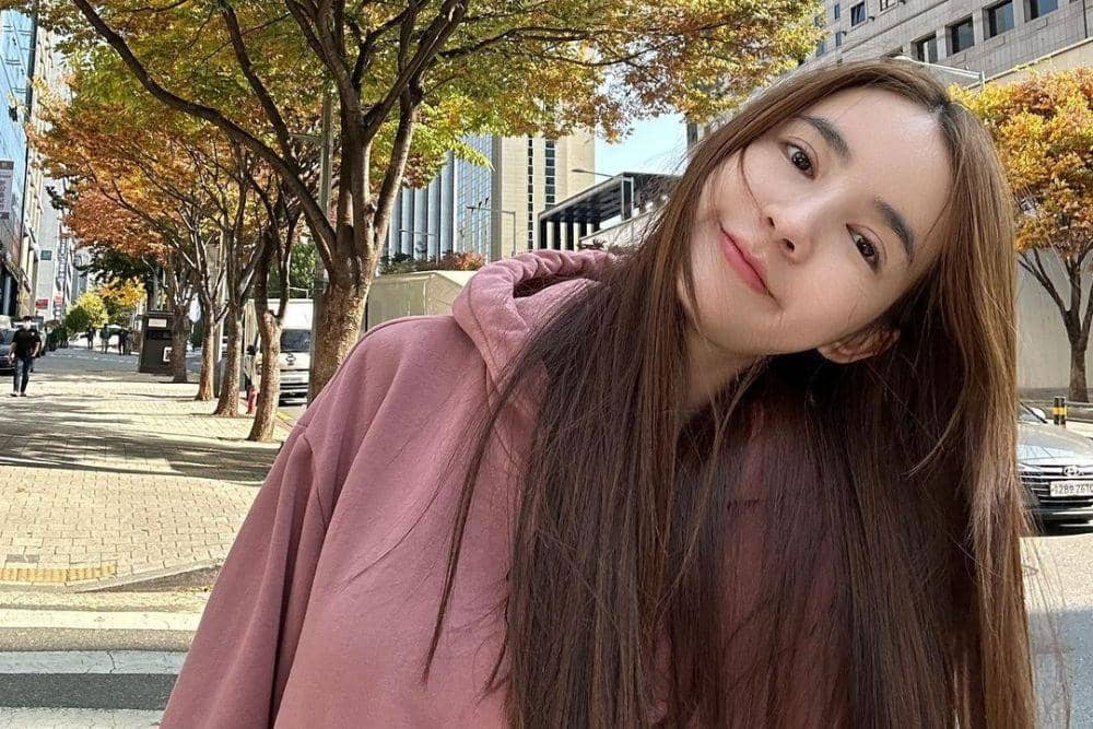 instagram.com/yoshirinrada