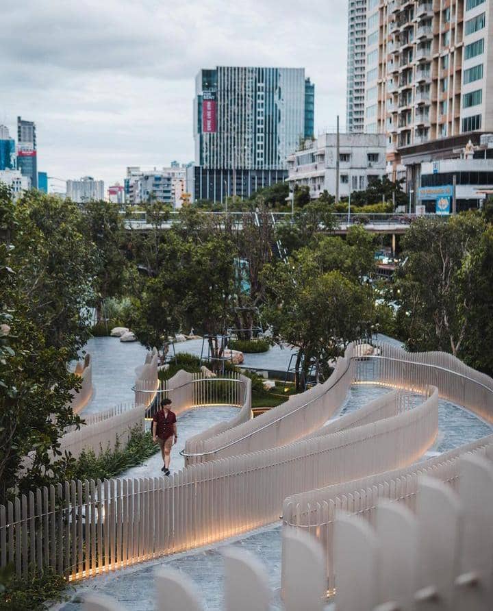 Instagram.com / manueldaily