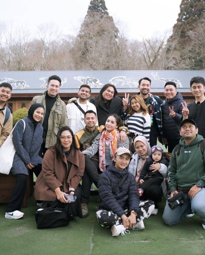 Instagram.com / raffinagita1717