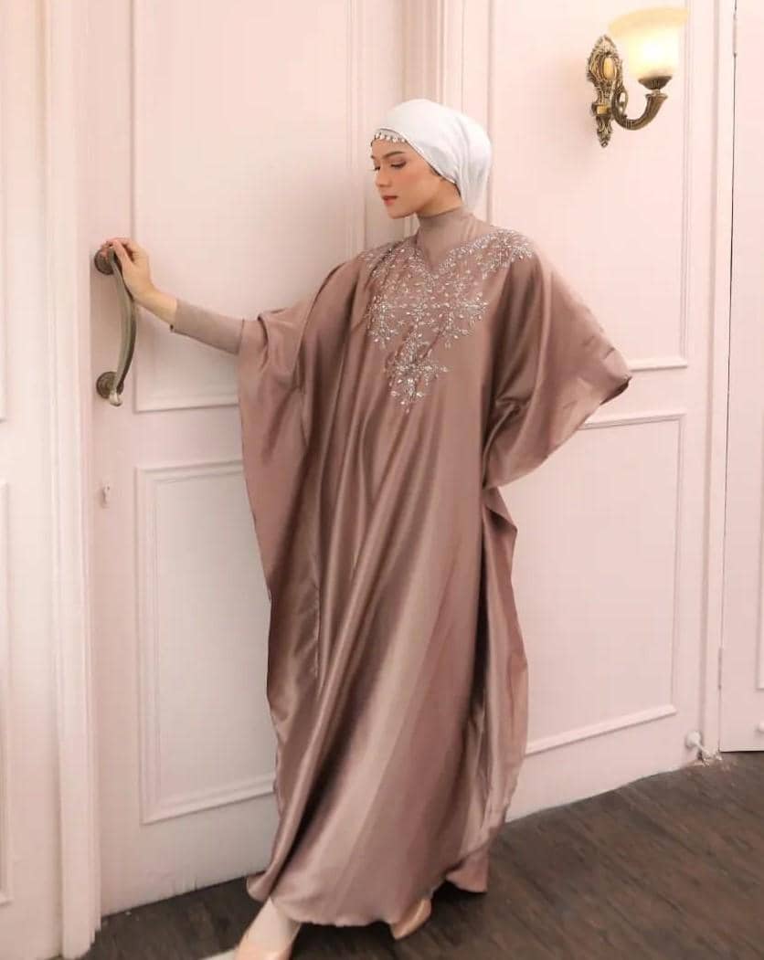 instagram.com/noura.thelabel