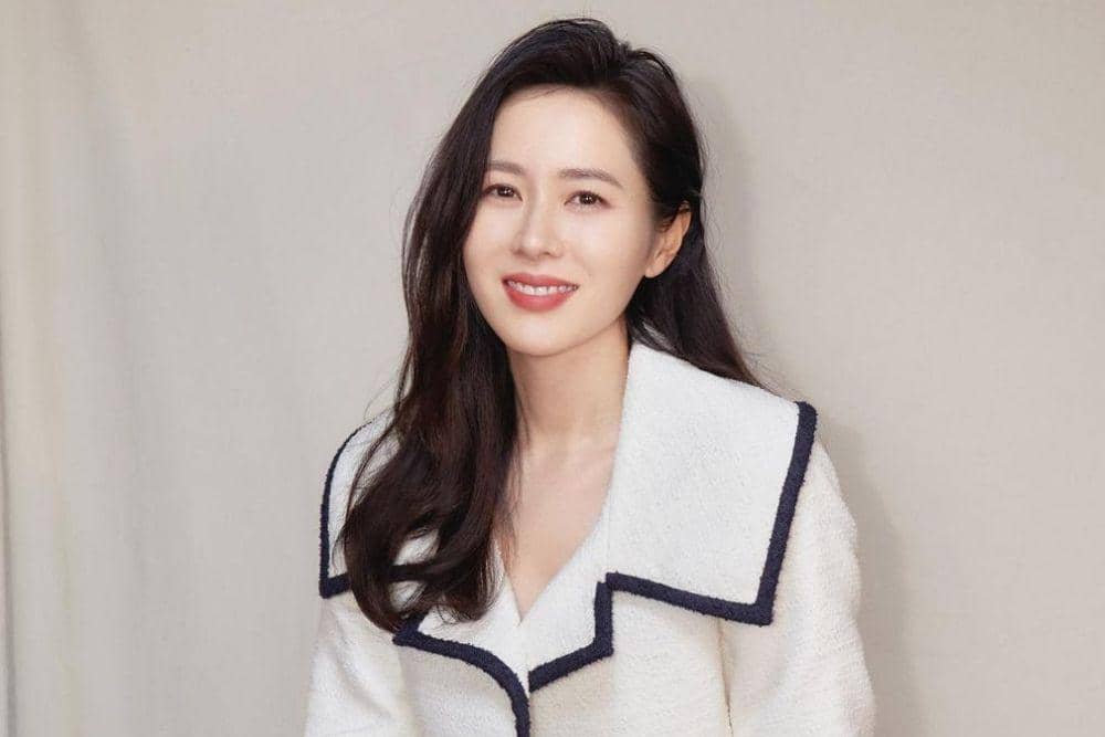 instagram.com/yejinhand