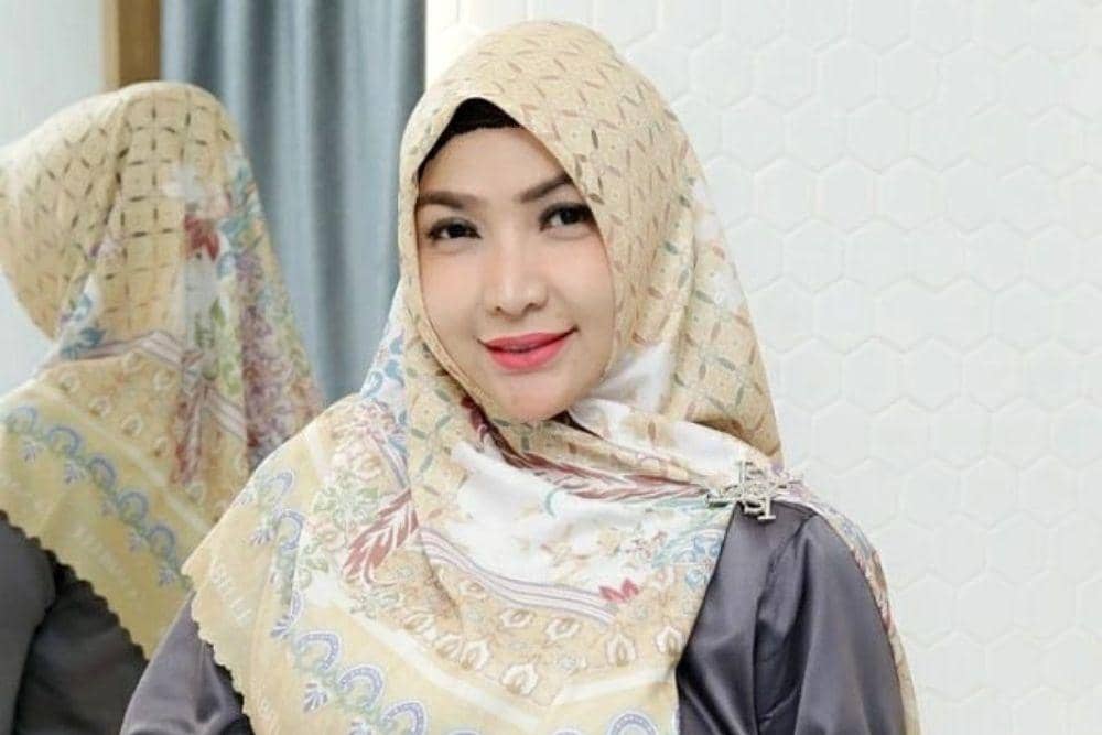 instagram.com/roro.fitria1989