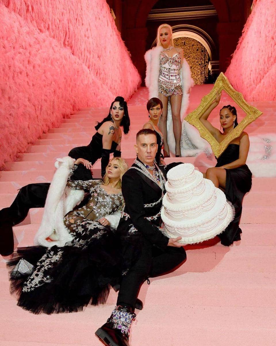 instagram.com/moschino