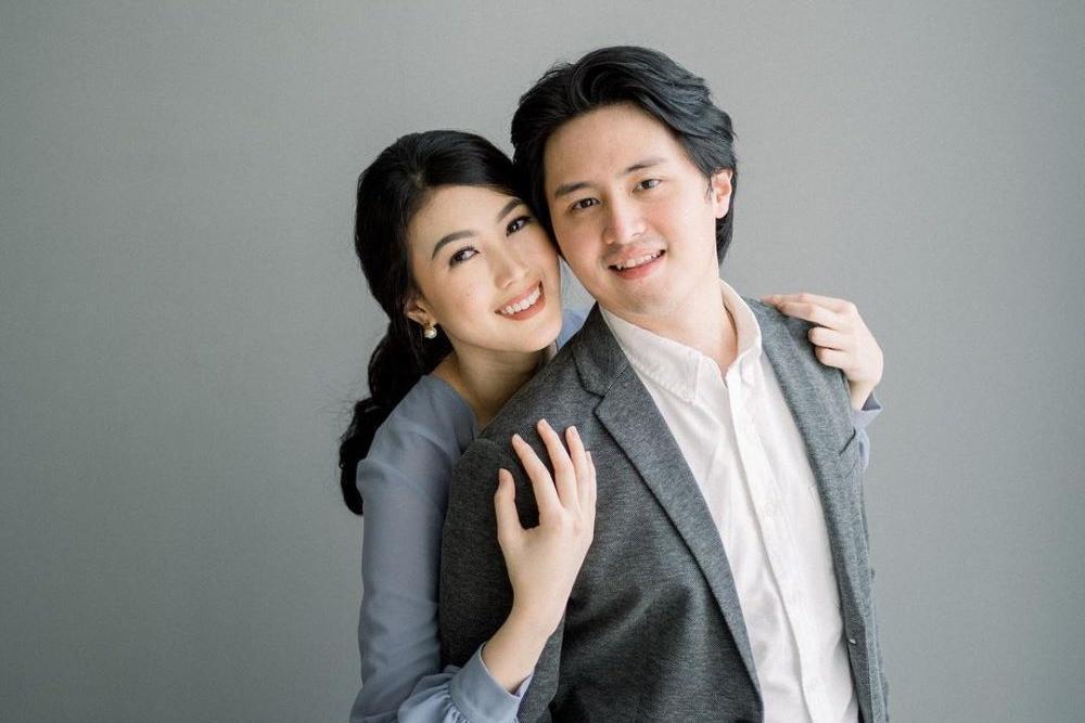 Juara MasterChef Indonesia, Intip 10 Potret Mesra Gio dan Sang Istri