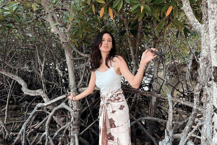 instagram.com/nadinelist