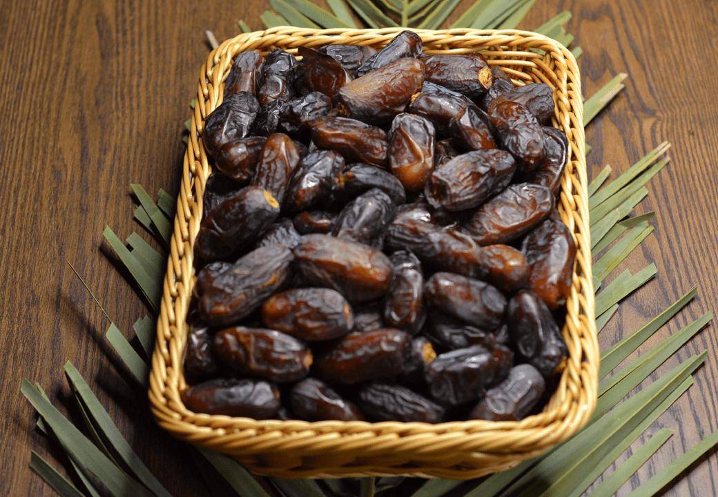 Sahari Dates