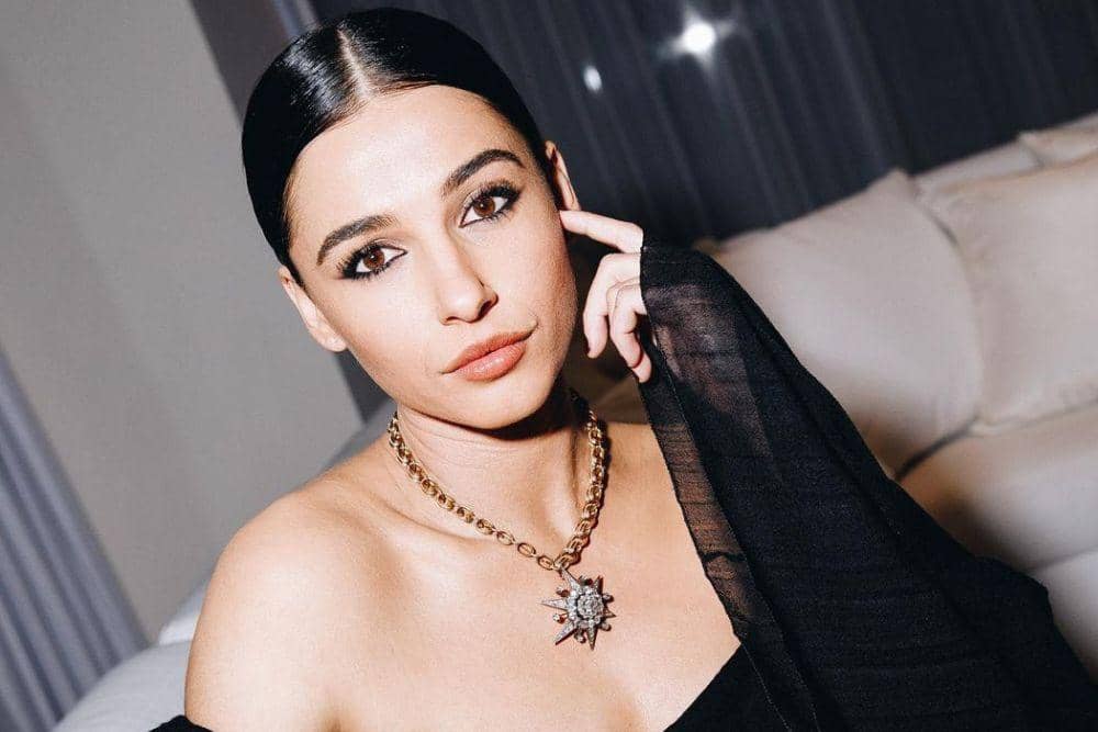 instagram.com/naomigscott