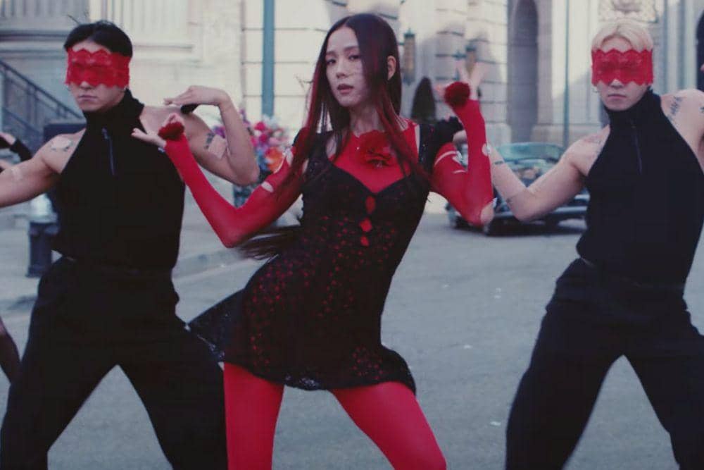 youtube.com/BLACKPINK