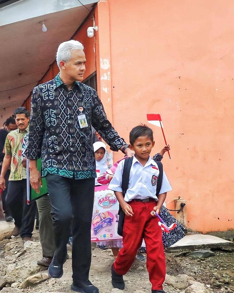 instagram.com/ganjar_pranowo