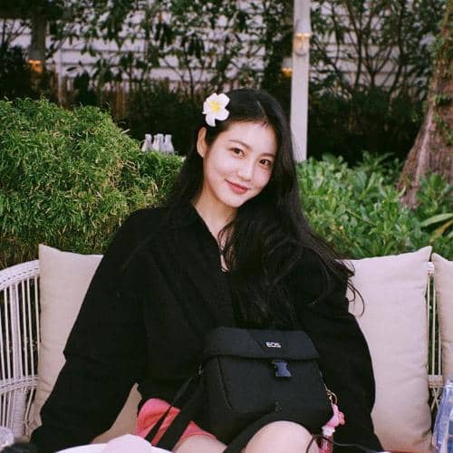 instagram.com/ __shinyeeun