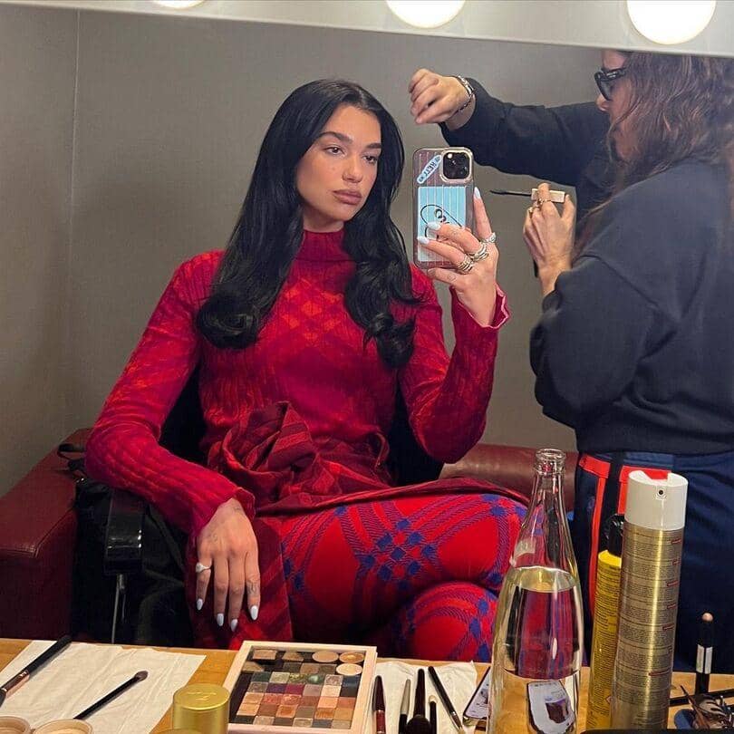 instagram.com/dualipa