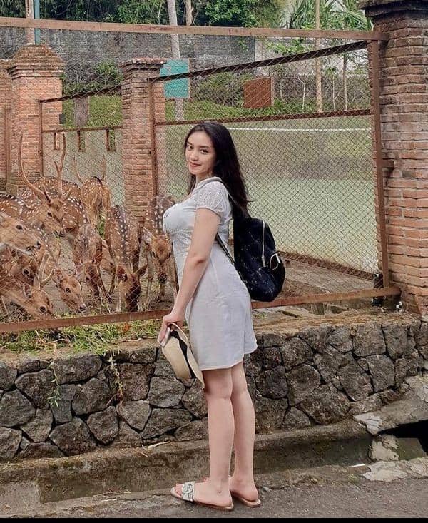 instagram.com/aamandazahra