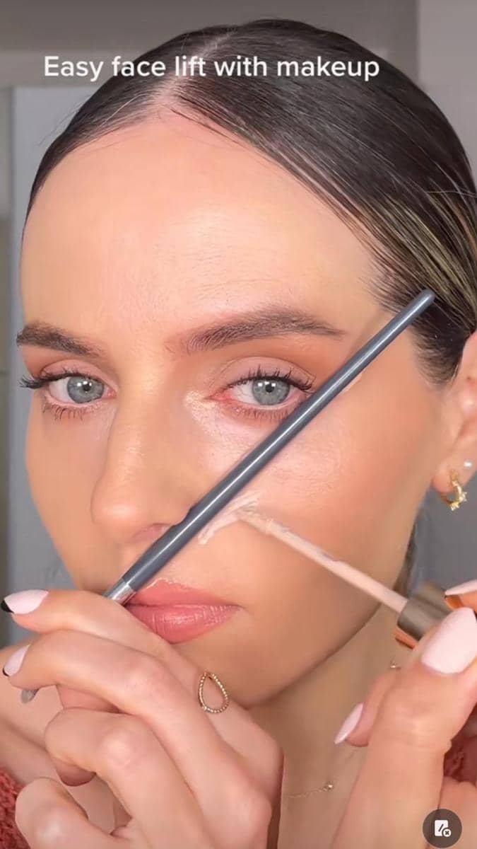 tiktok.com/@makeupbyasta