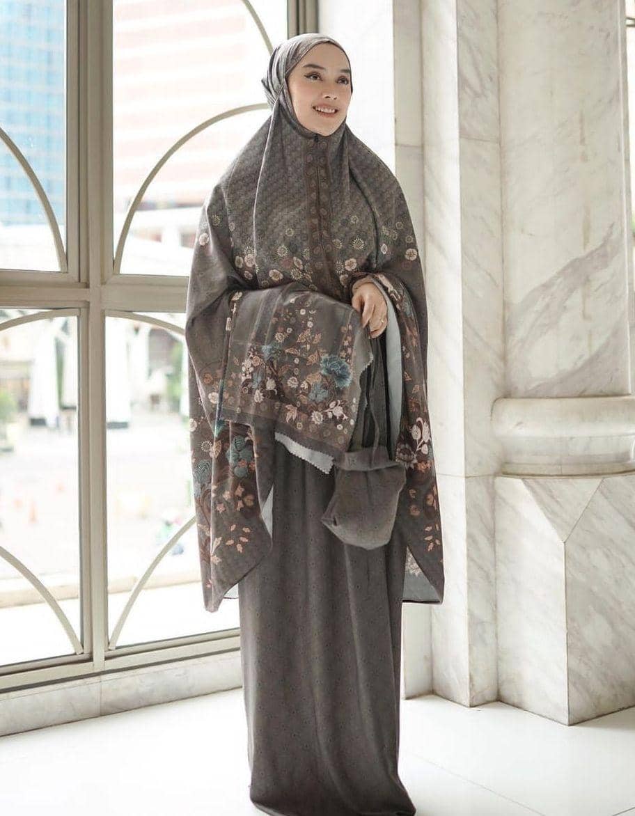 instagram.com/tiqasya