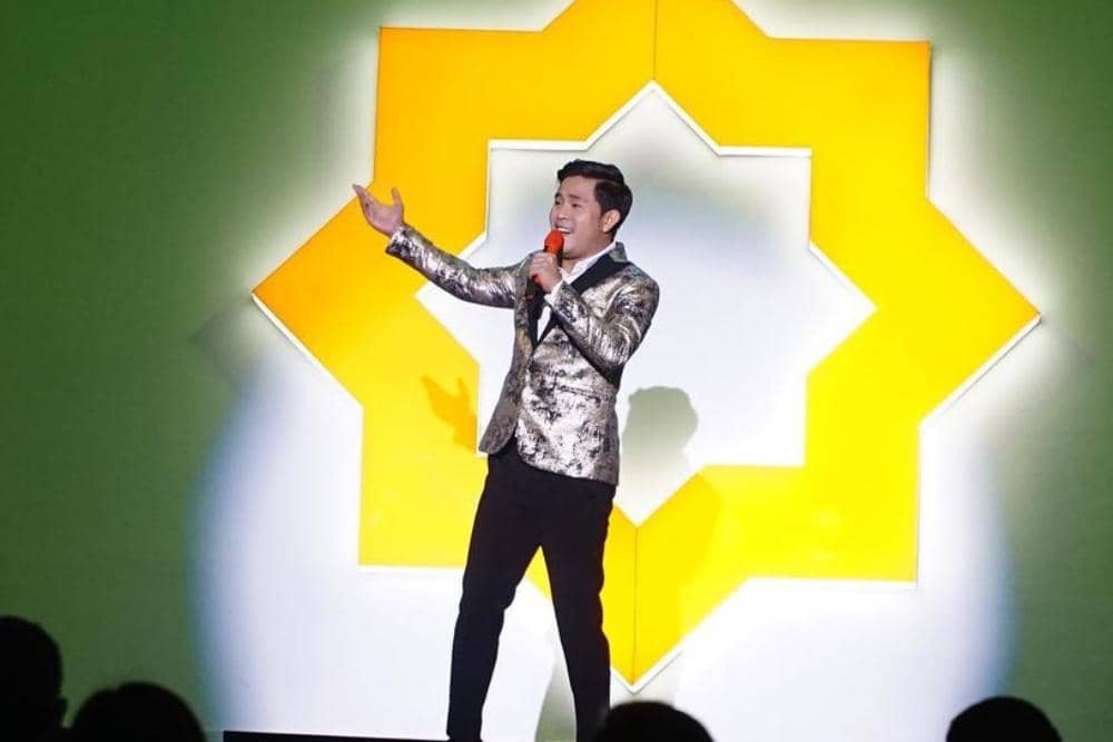 instagram.com/cakra.khan