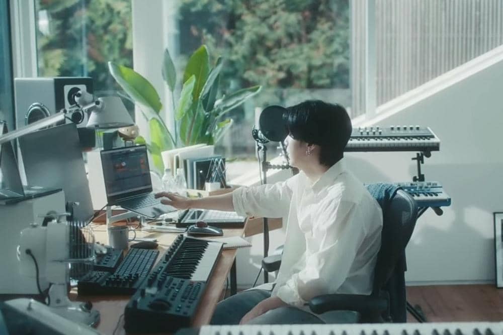 YouTube.com / HYBE LABELS