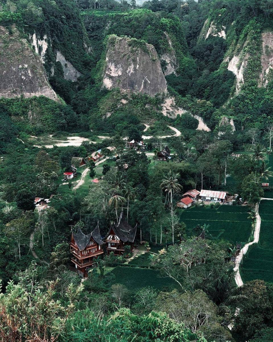 instagram.com/cerita.amerta