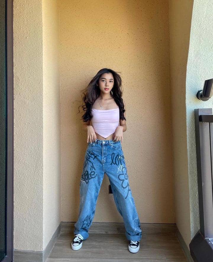 Instagram.com / gabriellaekaputri