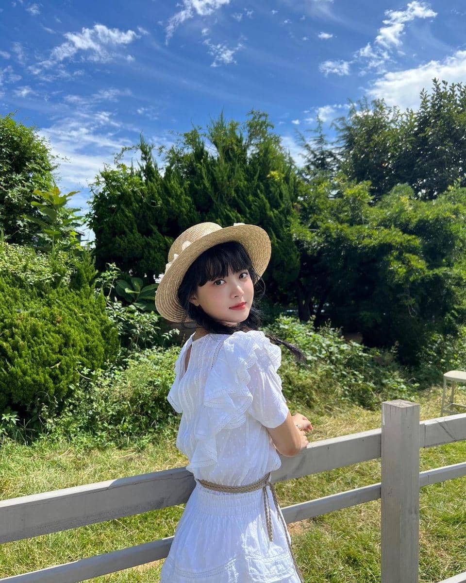 instagram.com/hhh.e_c.v