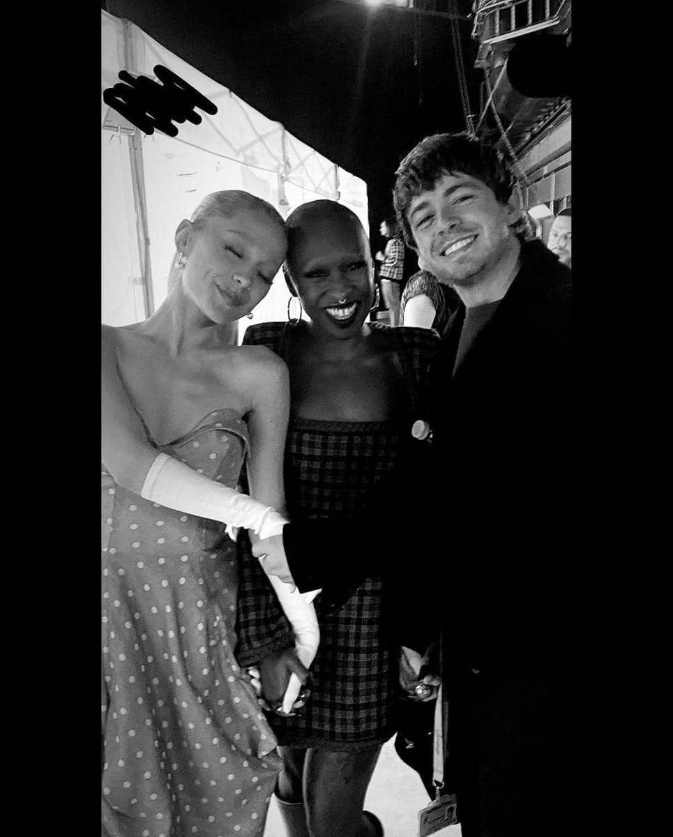 instagram.com/arianagrande