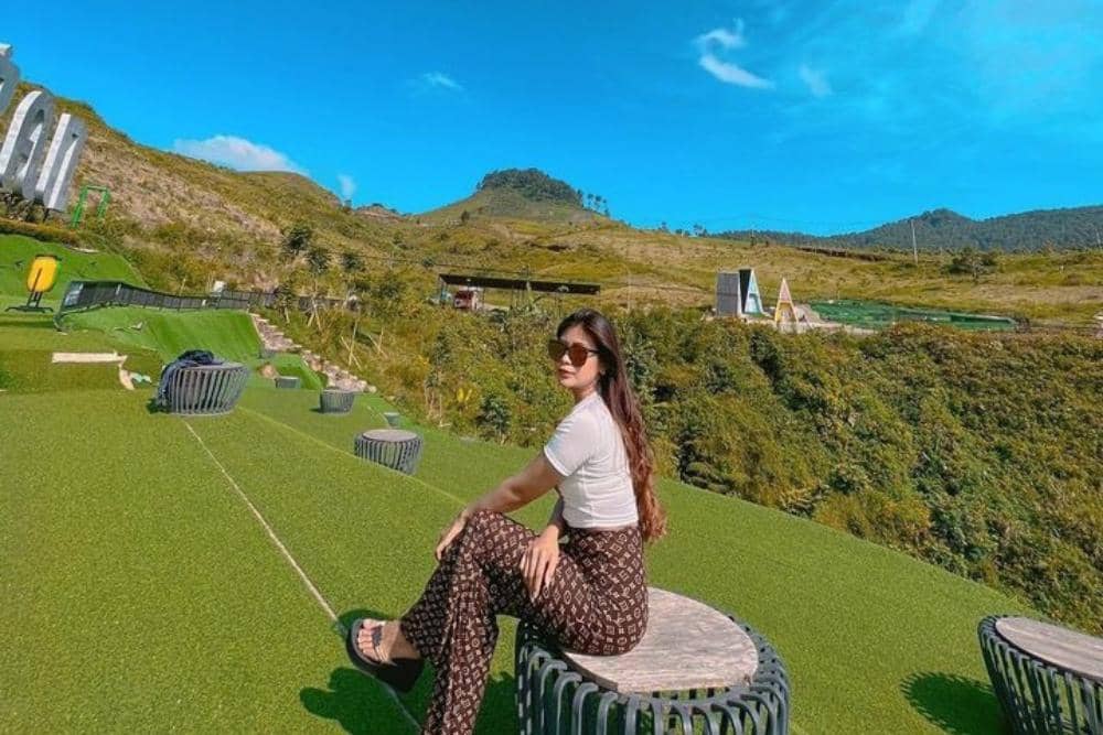 Instagram.com / felicya_indrhi