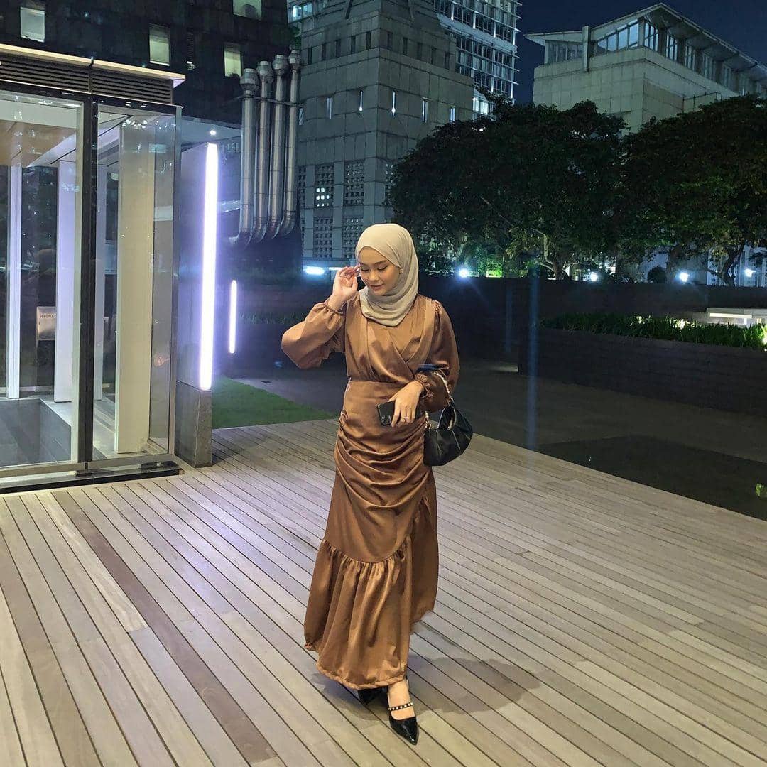 instagram.com/putrinuryuliani