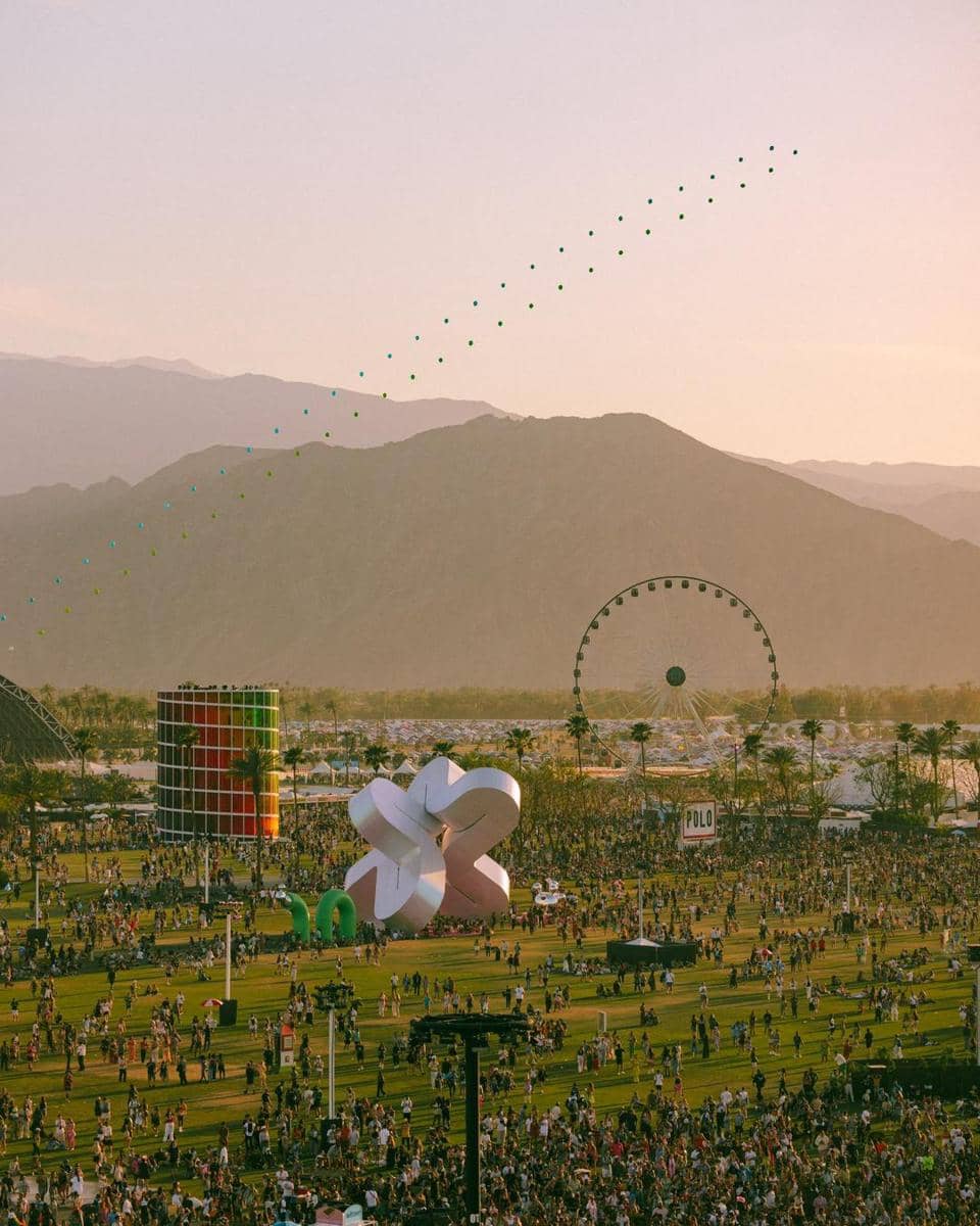 Twitter.com/coachella