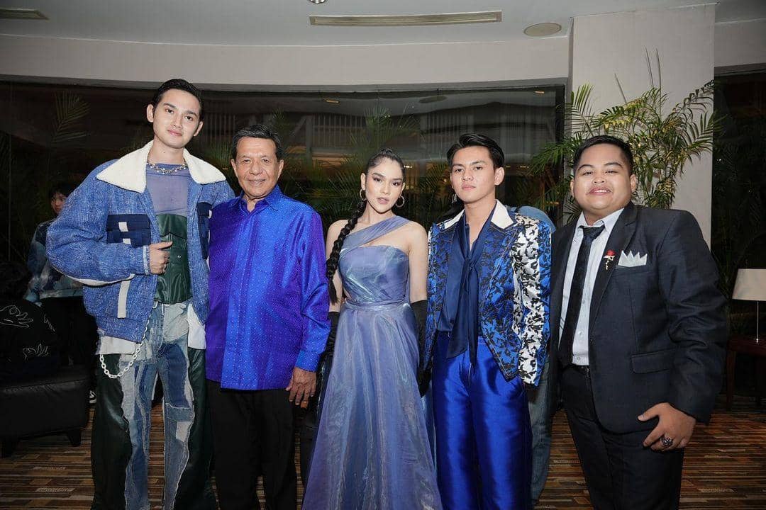 instagram.com/rey_bong26